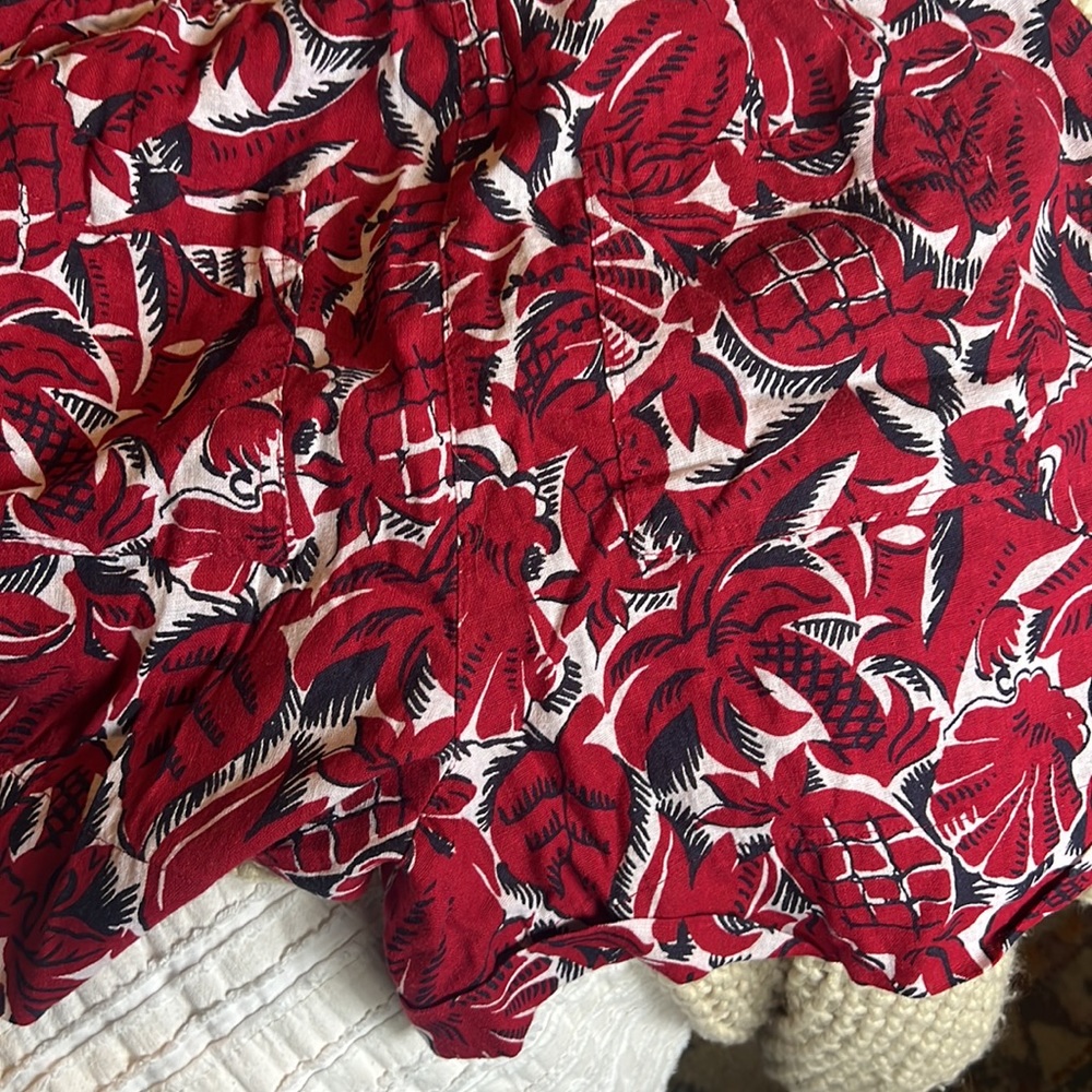 Shorts - Picture 7 of 9